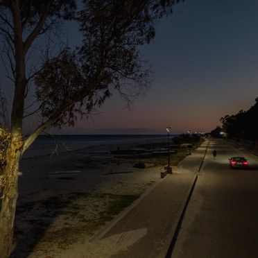 Il lungomare di San Sostene risplende di nuova luce