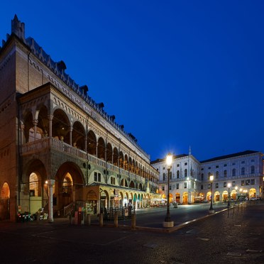 Piazza Delle Erbe