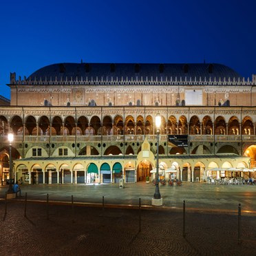 Piazza Delle Erbe