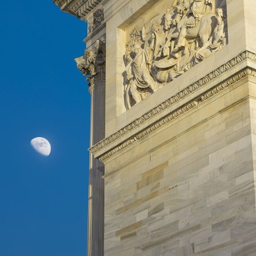 L’Arco della Pace rivive di nuova luce con i led di Thorn